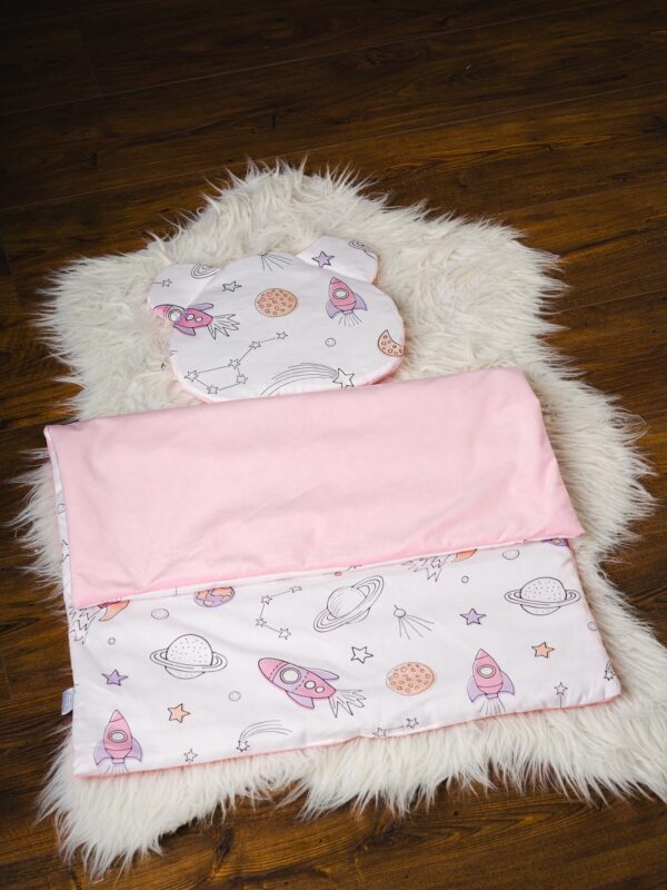 Kołderka i podusia do wózka Kosmos różowy